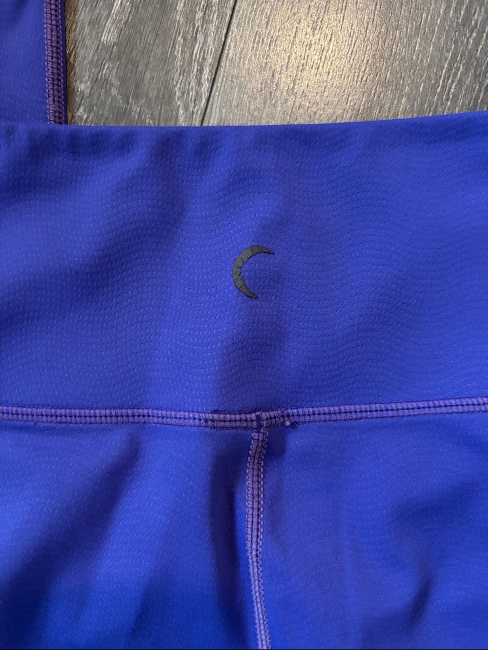 Zyia Active  6/8 Purple Leggings - Comfortable High-Waist Performance - Picture 4 of 4